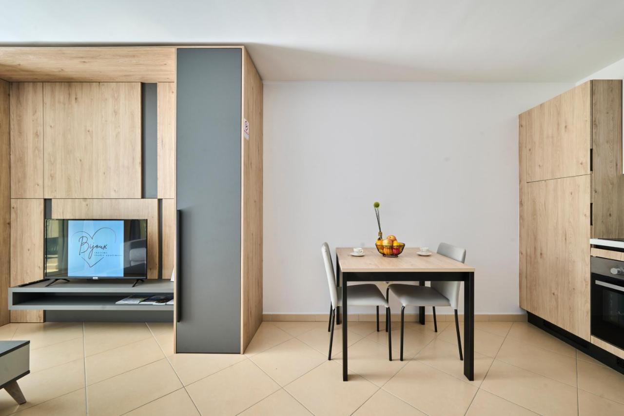 Supreme Studio Apartment Bijoux Umag Buitenkant foto
